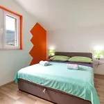 Apartment D&a