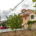 Διαμέρισμα D&a *